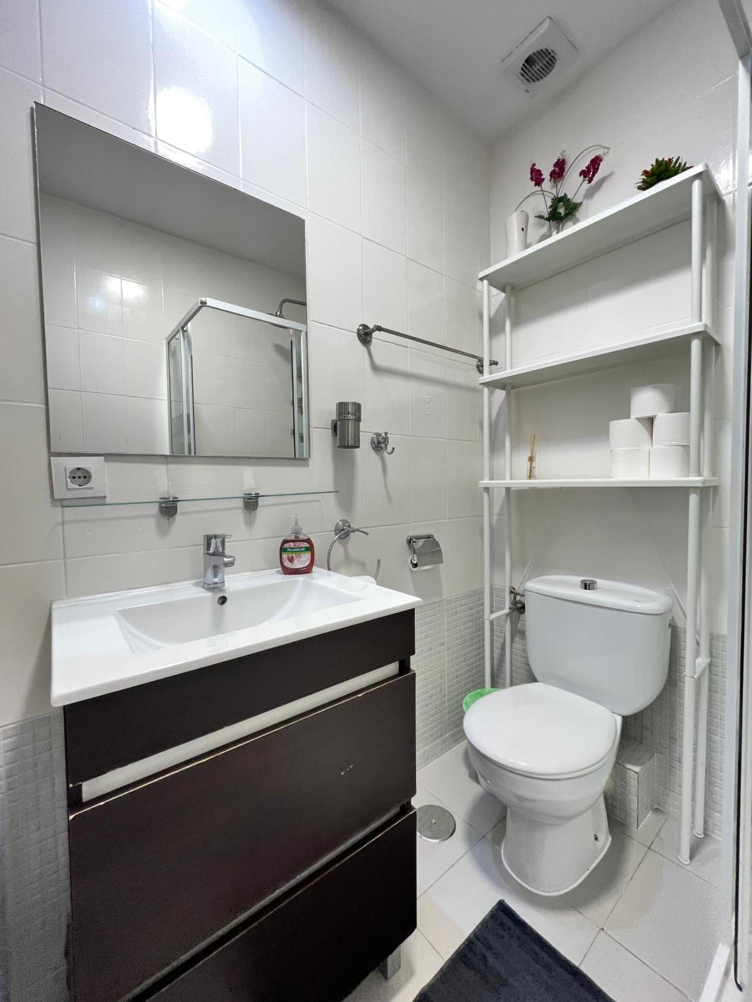 Ile Aina Exterior Nuevo Pena Apartment Madrid Ngoại thất bức ảnh